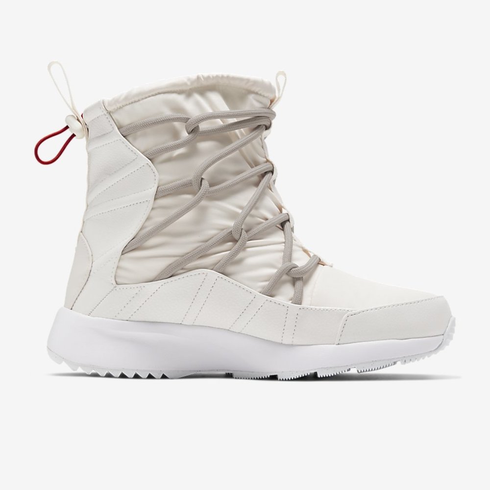 Nike Tanjun High Rise Women's Boot Sneaker Hiking Limited White AO0355-005 - Picture 2 of 14